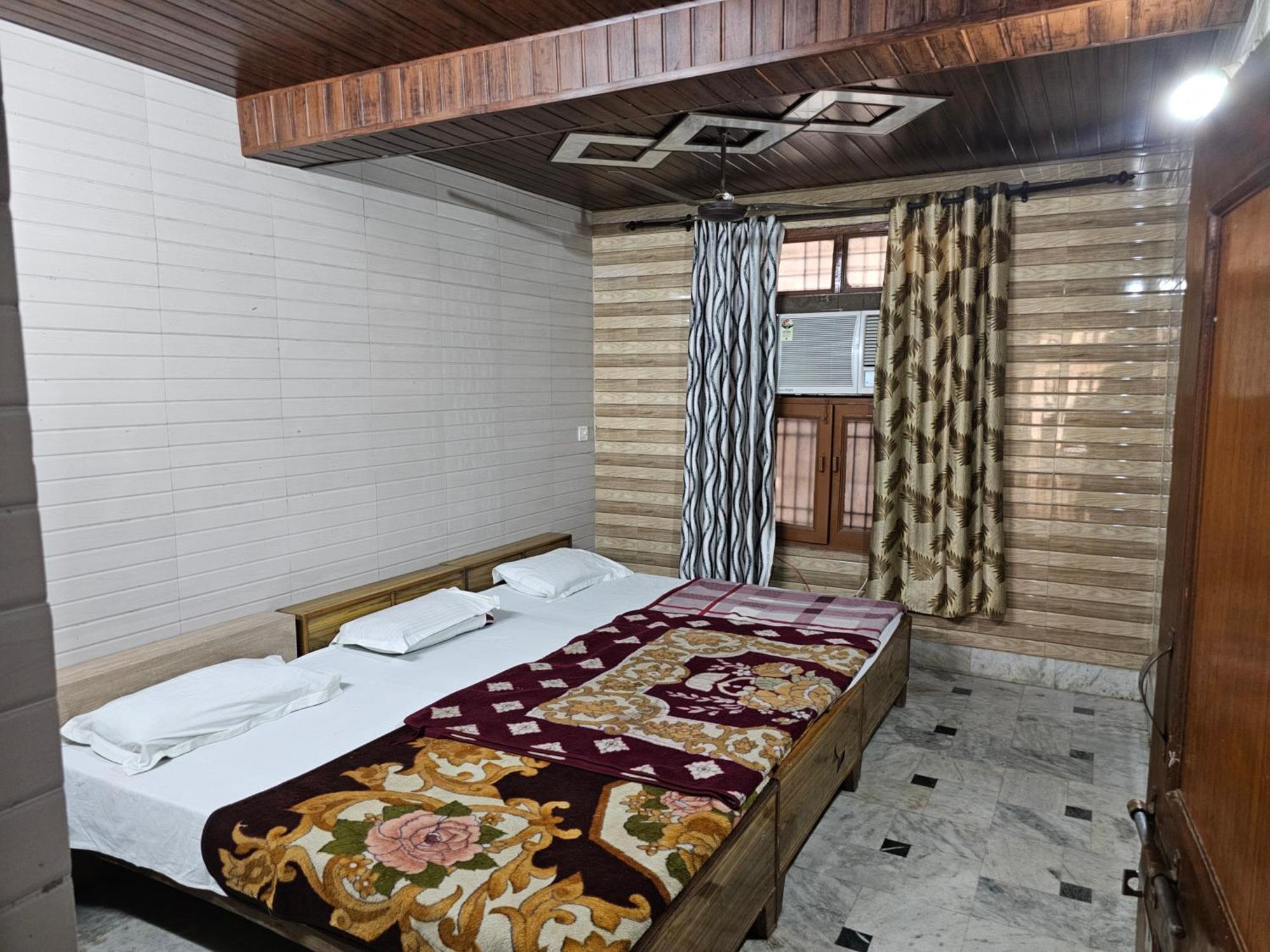 Subhadra Guest House Mathura Cameră foto