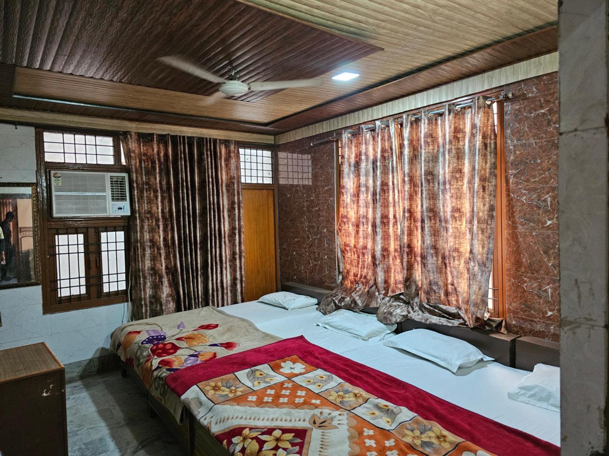 Subhadra Guest House Mathura Cameră foto